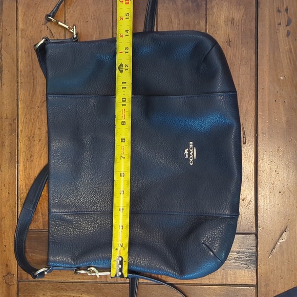 Coach Hand bag - Picture 6 of 9